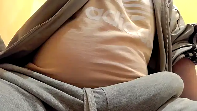 Snapshot of gae89tano chatting on 11.05.25 gae89tano online show from 11.05.25