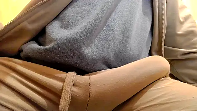 Snapshot of gae89tano chatting on 11.14.25 gae89tano online show from 11.14.25