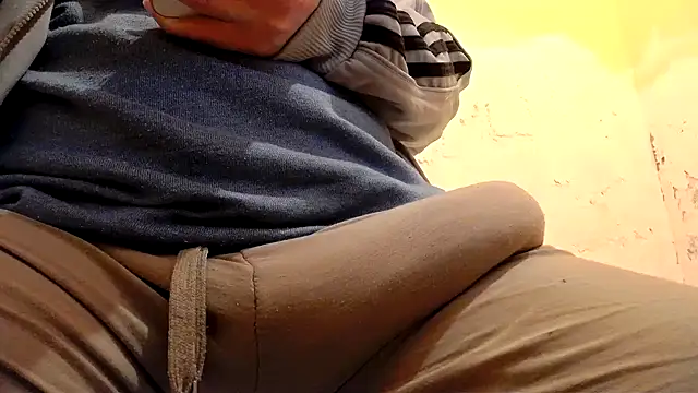 Snapshot of gae89tano chatting on 11.19.25 gae89tano online show from 11.19.25