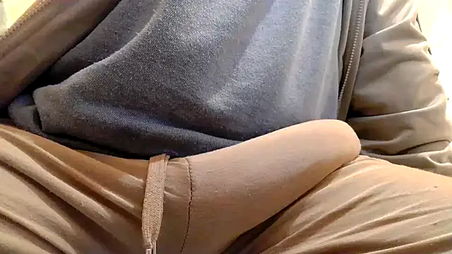 Snapshot of gae89tano chatting on 11.30.25 gae89tano online show from 11.30.25