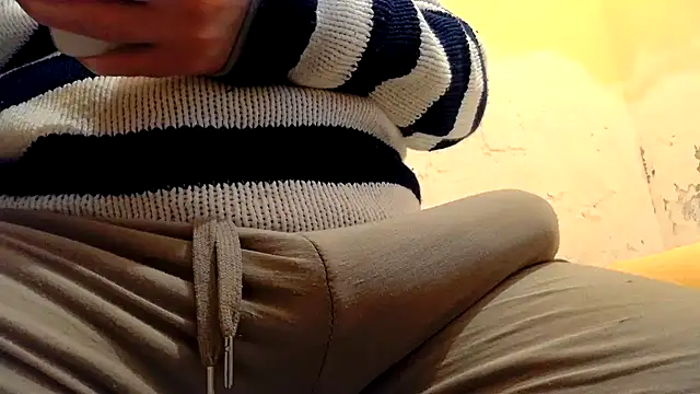 Snapshot of gae89tano chatting on 12.13.25 gae89tano online show from 12.13.25