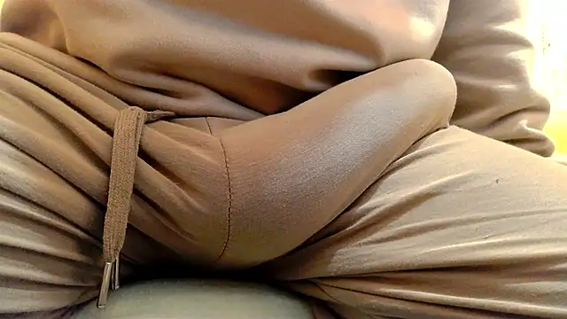 Snapshot of gae89tano chatting on 04.16.26 gae89tano online show from 04.16.26