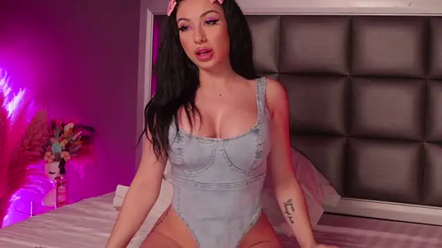 Anais Bloom online show from 02.21.25