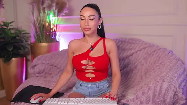 Snapshot of Anais_Bloom chatting on 07.08.26 Anais Bloom online show from 07.08.26