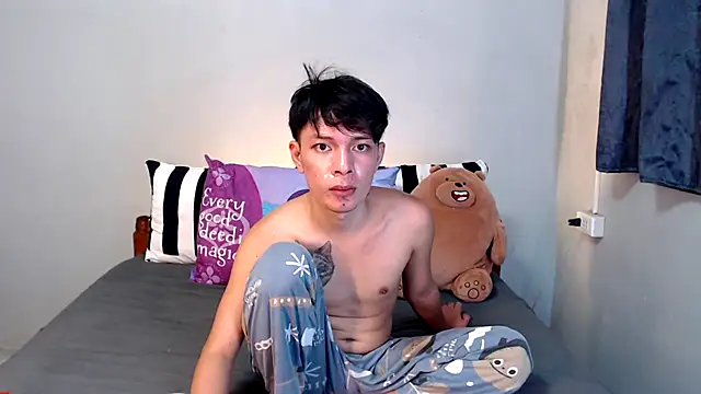 urpinoyasian online show from 11.08.25