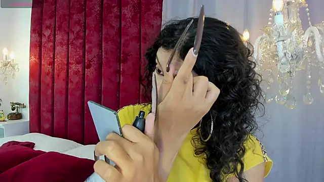 LaColorina  online show from 02.26.25