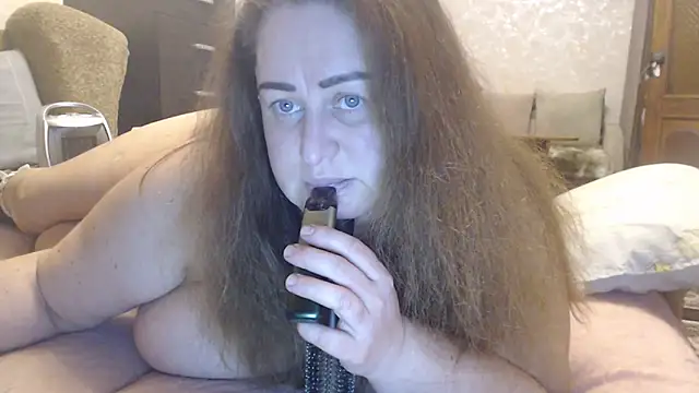 Snapshot of Amy_August chatting on 02.26.26 Amy August online show from 02.26.26