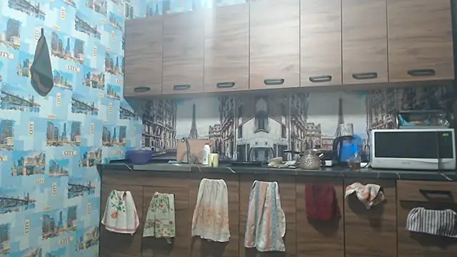 Snapshot of Amy_August chatting on 02.28.26 Amy August online show from 02.28.26