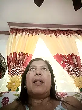 Snapshot of TropicalFlower chatting on 04.09.26 TropicalFlower online show from 04.09.26