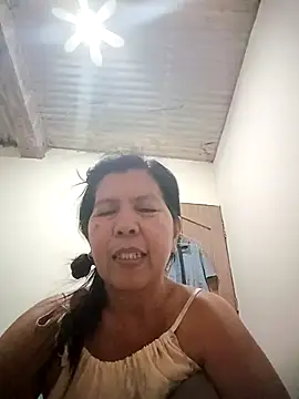 Snapshot of TropicalFlower chatting on 04.14.26 TropicalFlower online show from 04.14.26