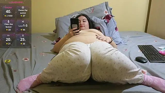 BBW MILF 4U online show from 02.20.25