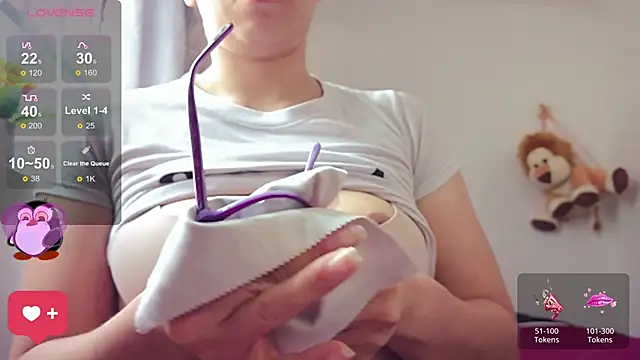 mayhott2 online show from 10.10.25