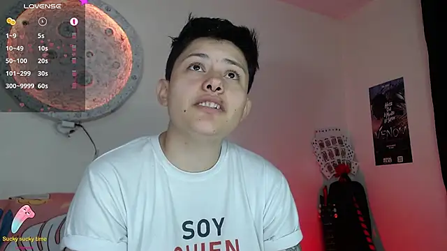 girl intense444 online show from 01.22.25