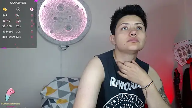 girl intense444 online show from 02.10.25