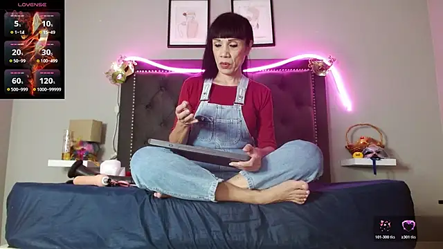 CharlotteLemke online show from 11.27.25