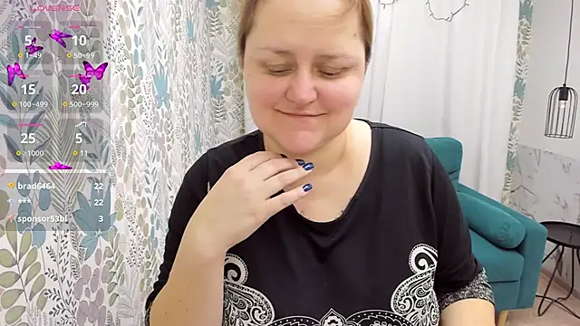 Snapshot of ScarlettSoft chatting on 12.30.24 ScarlettSoft online show from 12.30.24