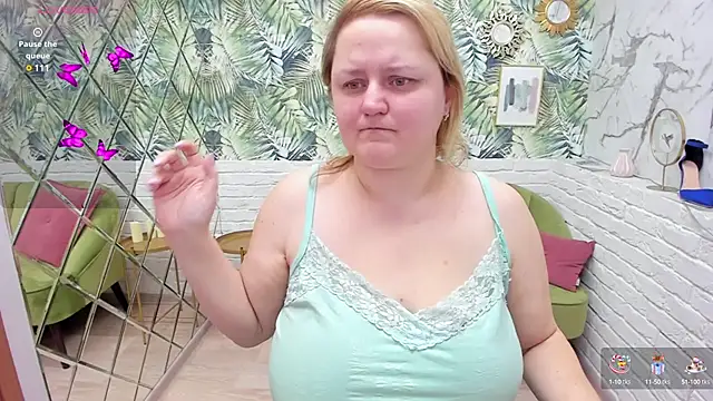 Snapshot of ScarlettSoft chatting on 03.15.25 ScarlettSoft online show from 03.15.25