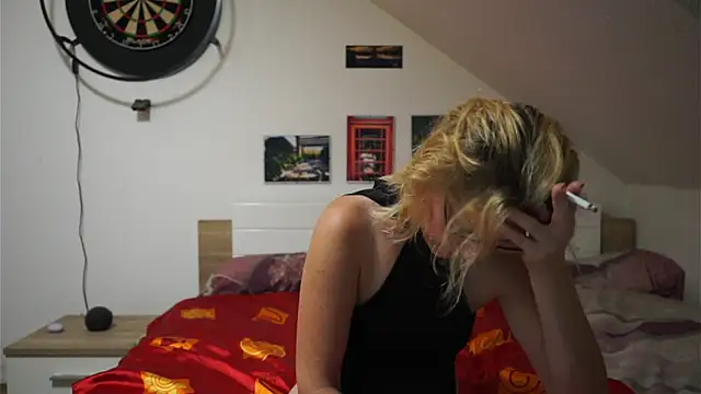 Moistdevil online show from 10.06.25