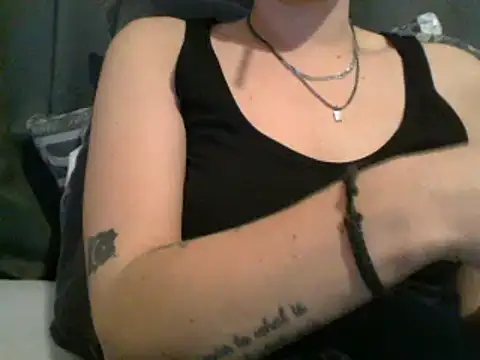 geilmeisje98 online show from 02.22.25