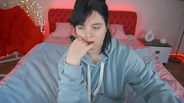 LittleShyy online show from 01.24.25