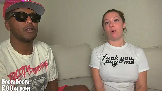 Snapshot of boomboomr00m chatting on 02.15.25 boomboomr00m online show from 02.15.25