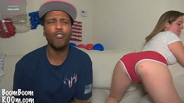 Snapshot of boomboomr00m chatting on 02.21.25 boomboomr00m online show from 02.21.25