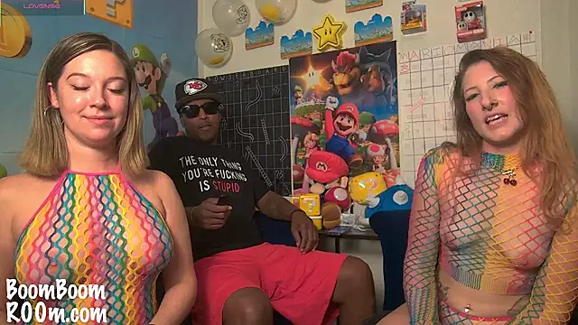 Snapshot of boomboomr00m chatting on 03.12.25 boomboomr00m online show from 03.12.25