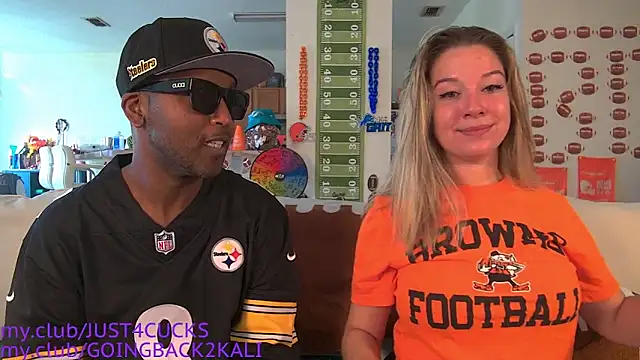 Snapshot of boomboomr00m chatting on 09.28.25 boomboomr00m online show from 09.28.25