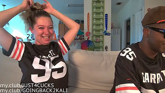 Snapshot of boomboomr00m chatting on 10.05.25 boomboomr00m online show from 10.05.25