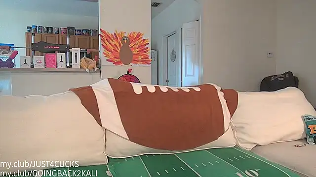 Snapshot of boomboomr00m chatting on 11.23.25 boomboomr00m online show from 11.23.25