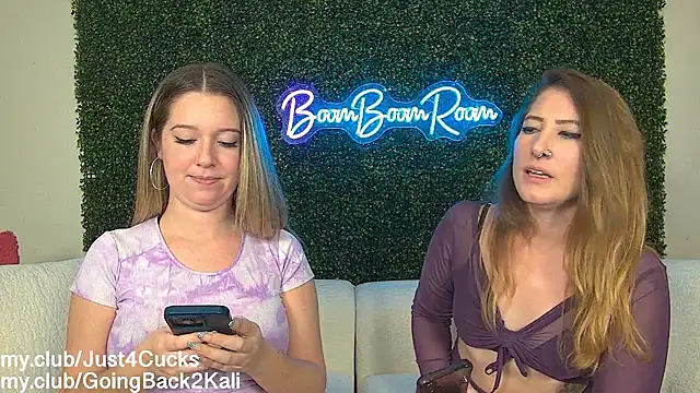 Snapshot of boomboomr00m chatting on 01.09.26 boomboomr00m online show from 01.09.26