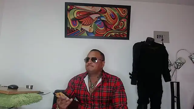 Snapshot of hardrock982 chatting on 04.24.26 hardrock982 online show from 04.24.26