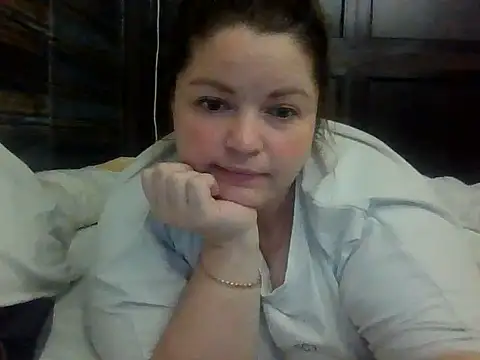Snapshot of cute__cherry chatting on 06.19.26 cute cherry online show from 06.19.26