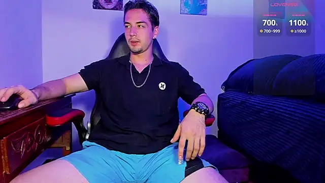 Snapshot of Alex_smith00 chatting on 01.09.25 Alex smith00 online show from 01.09.25