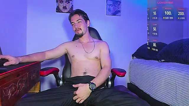 Snapshot of Alex_smith00 chatting on 02.06.25 Alex smith00 online show from 02.06.25