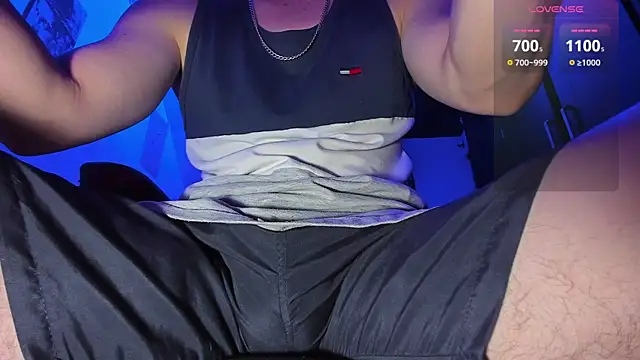 Snapshot of Alex_smith00 chatting on 09.21.25 Alex smith00 online show from 09.21.25