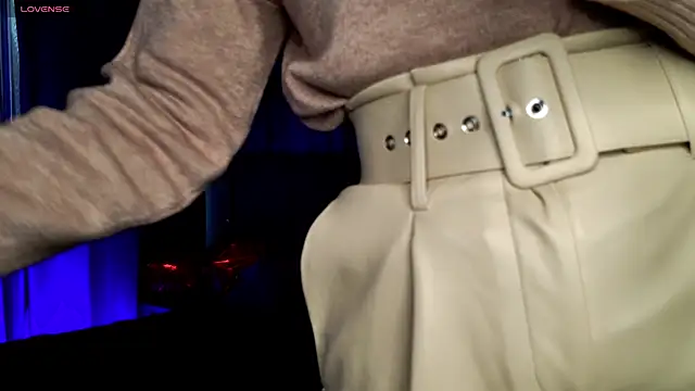 SofiaFoster  online show from 02.19.25