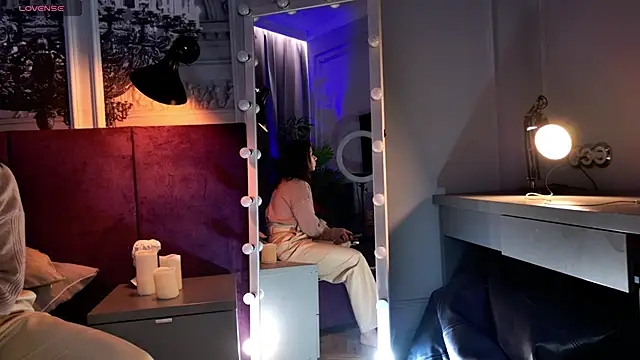 SofiaFoster  online show from 02.19.25