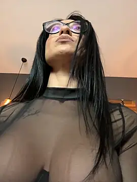 NikkiStarX online show from 10.30.25