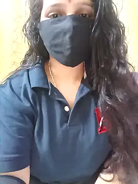 Rising Smiler online show from 01.28.25