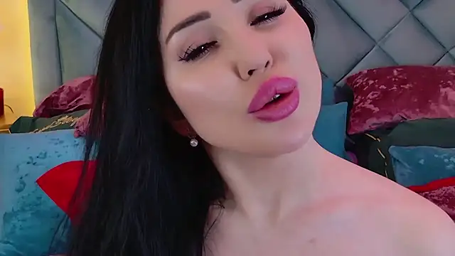 Dalia Lavish online show from 02.21.25