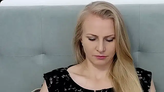 K  Adrienne online show from 07.17.26