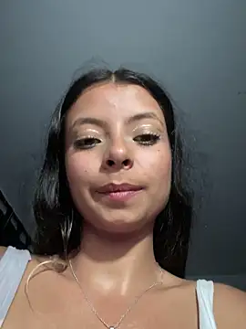 Snapshot of RsellAmb chatting on 02.23.25 RsellAmb online show from 02.23.25