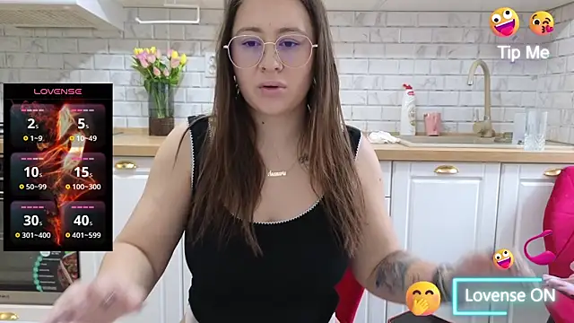 Snapshot of BoobsyBabe chatting on 03.03.26 BoobsyBabe online show from 03.03.26