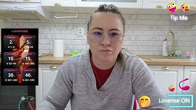 Snapshot of BoobsyBabe chatting on 04.21.26 BoobsyBabe online show from 04.21.26