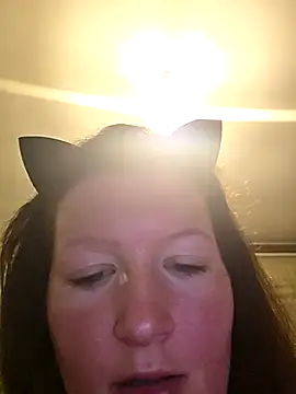 Analimado18 online show from 09.15.25