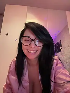 YreneRay online show from 12.26.24