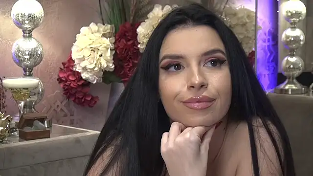 Natanniella online show from 02.20.26