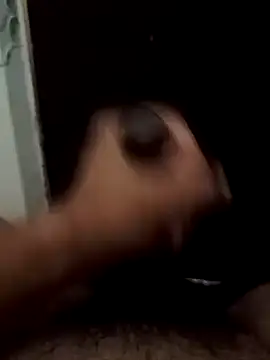 Snapshot of Deluxe_dick chatting on 01.19.25 Deluxe dick online show from 01.19.25