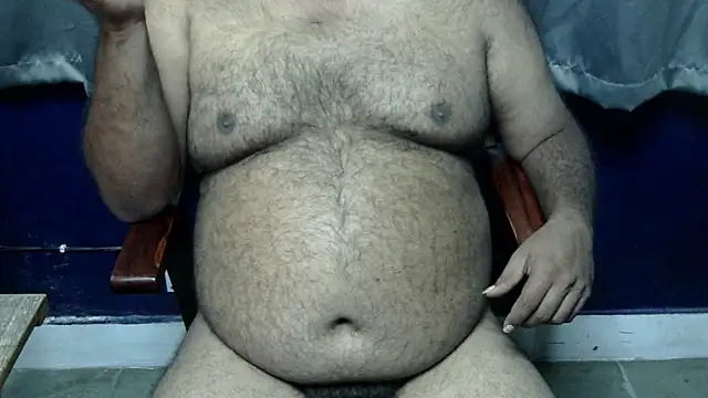 hairysubcub 70 online show from 11.12.25